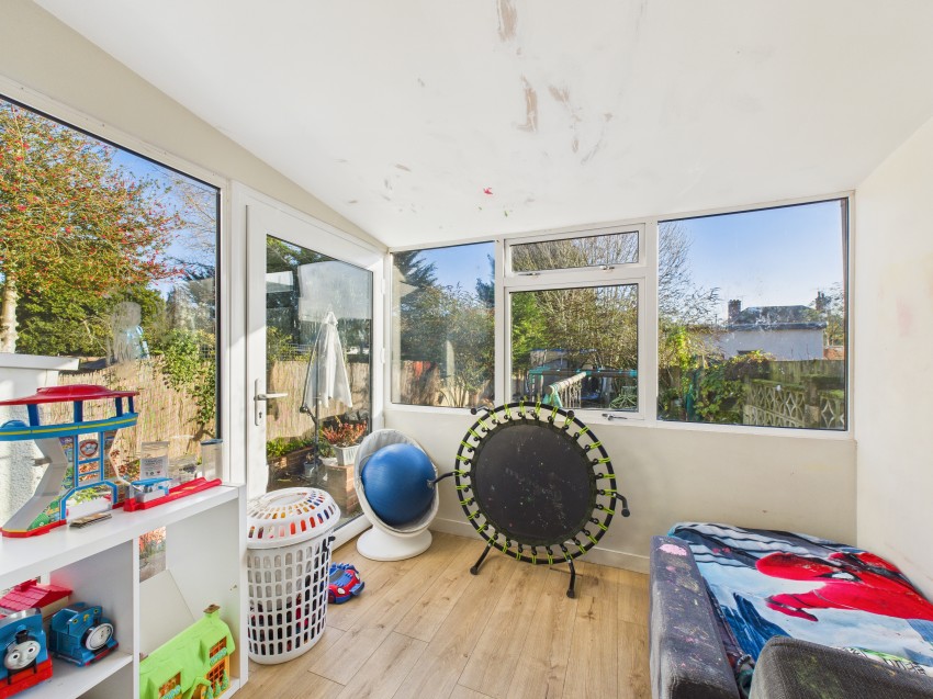 Images for Basingstoke Road, Reading, Berkshire