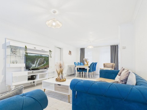 View Full Details for Tilehurst, Reading, Berkshire