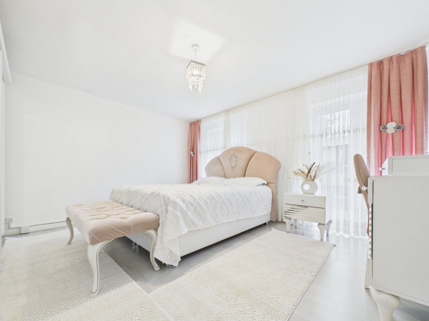 Images for Tilehurst, Reading, Berkshire