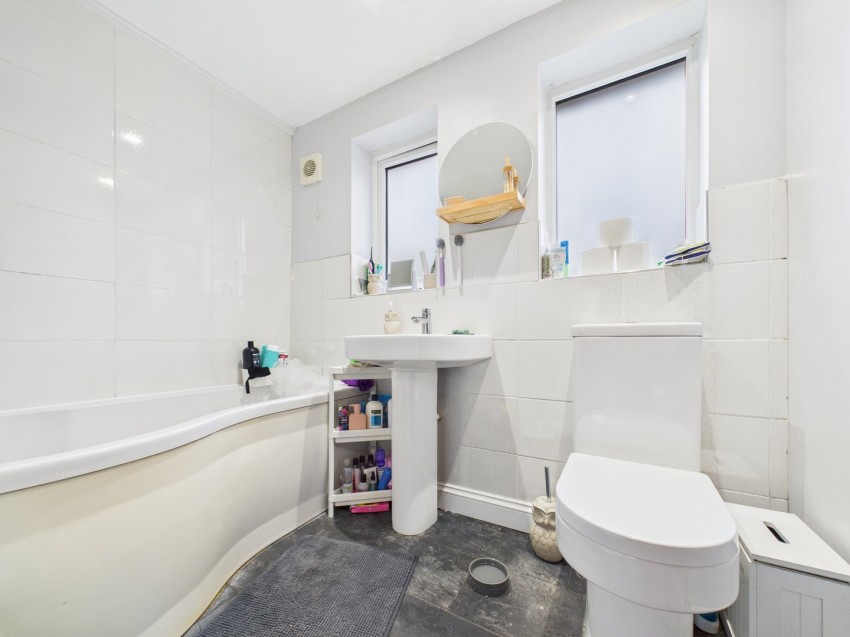 Images for Tilehurst, Reading, Berkshire