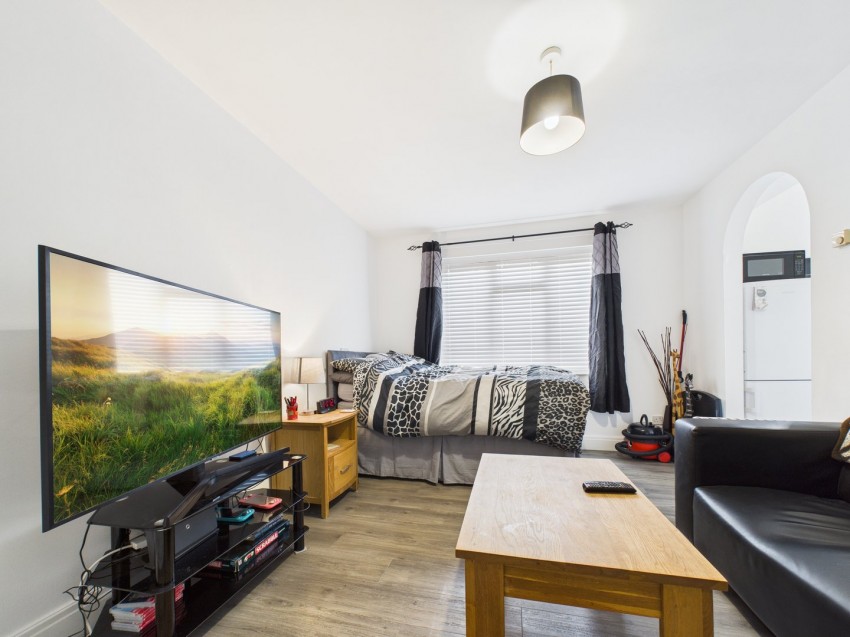 Images for Grovelands Road, Reading, Berkshire