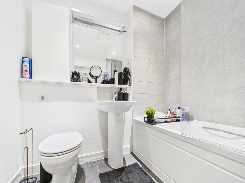 Images for Tilehurst, Reading, Berkshire