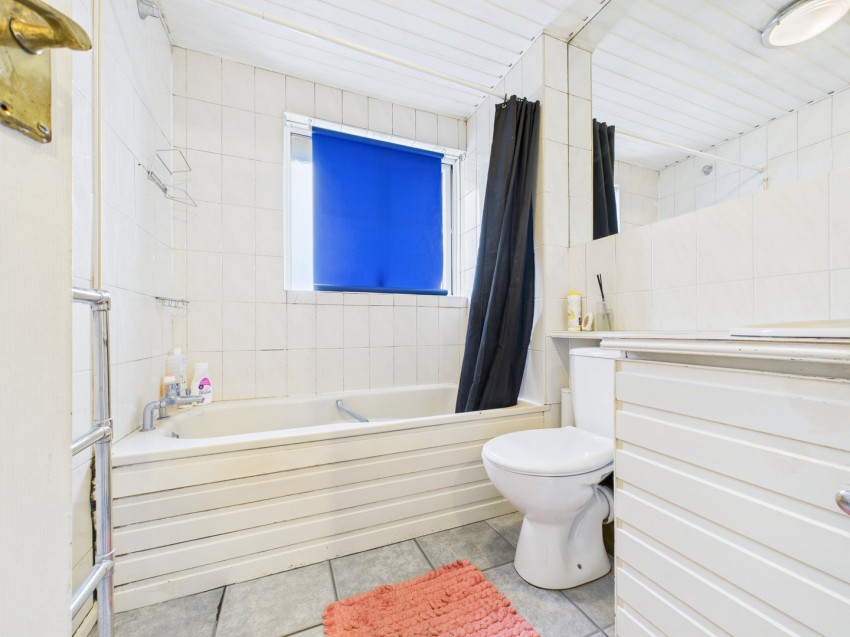 Images for Tilehurst, Reading, Berkshire