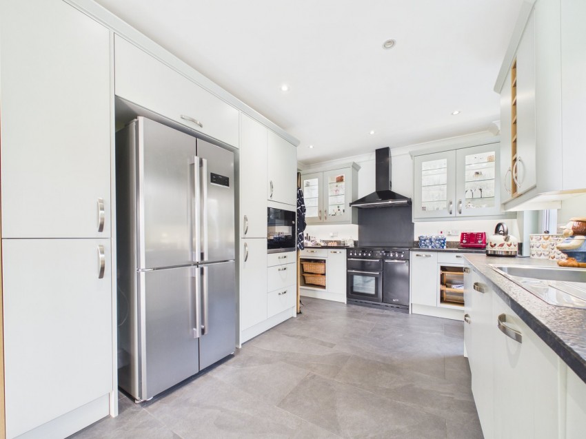 Images for Upper Basildon, Reading, Berkshire