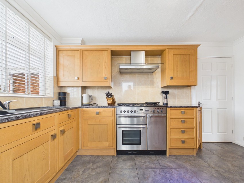 Images for Tilehurst, Reading, Berkshire