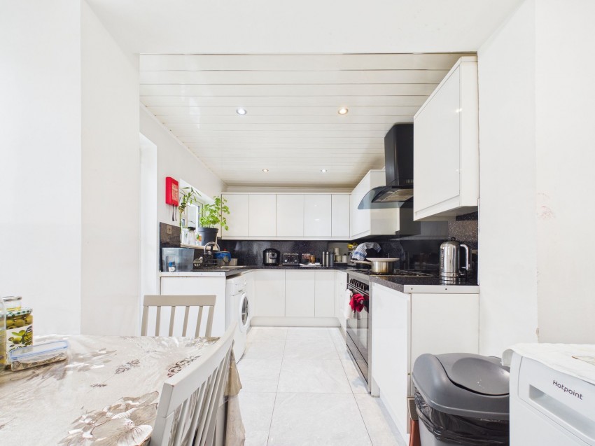 Images for Curzon Street, Reading, RG30