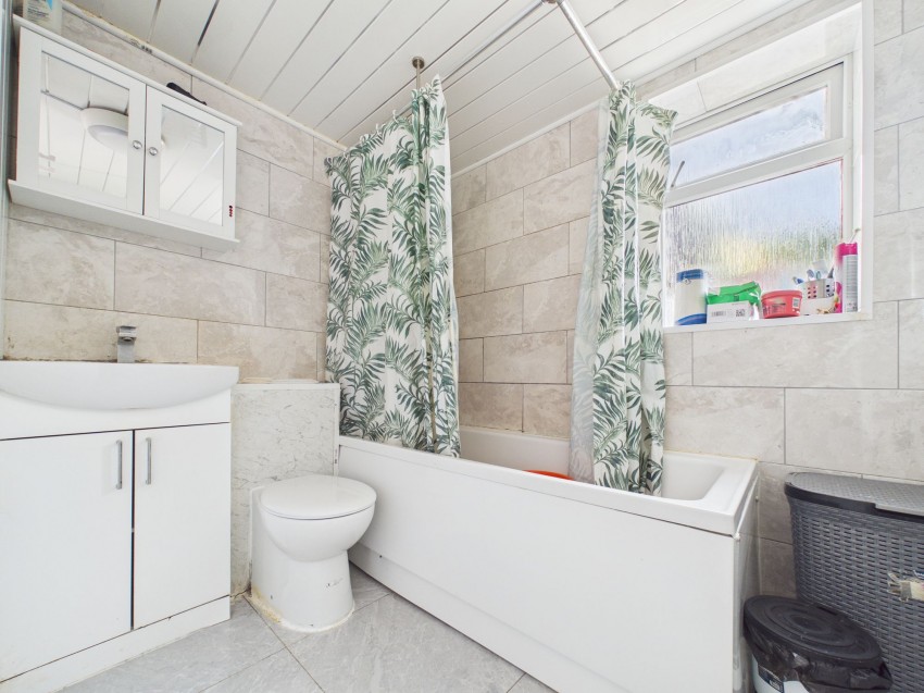 Images for Curzon Street, Reading, RG30