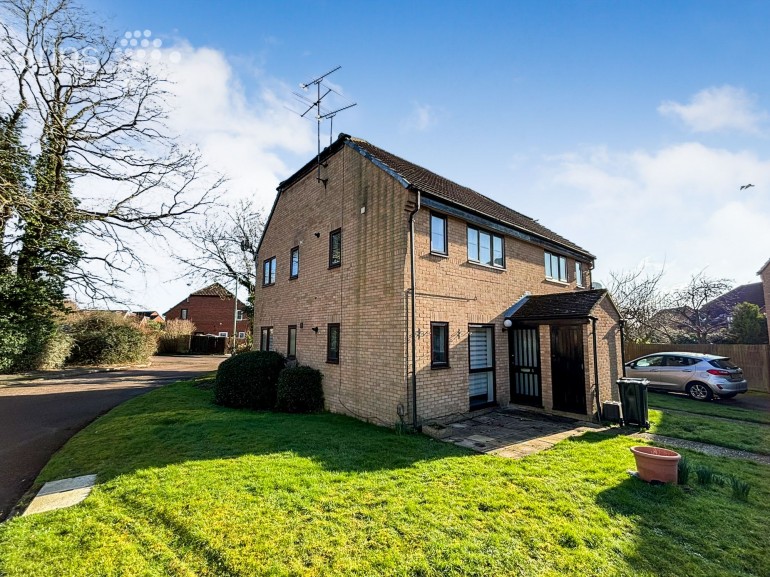 Sturbridge Close, Lower Earley, RG6