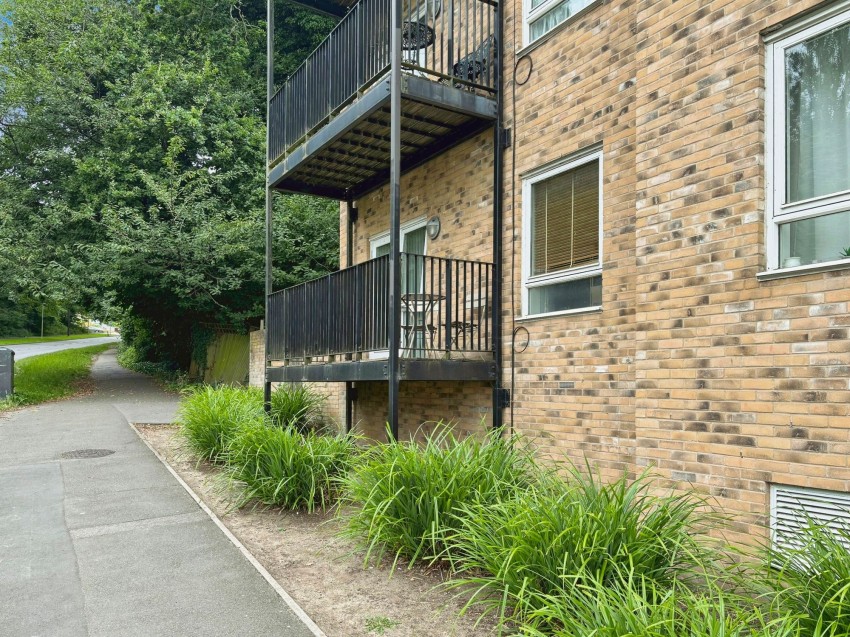 Images for Tay Road, Tilehurst, RG30