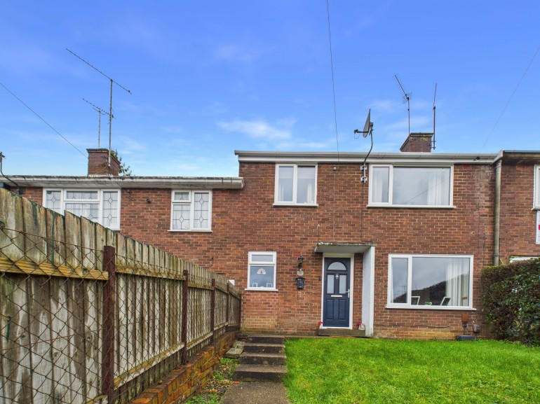 Vale Crescent, Tilehurst, RG30