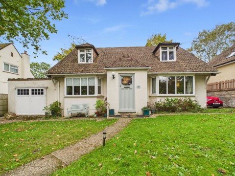 View Full Details for Chapel Hill, Tilehurst, RG31
