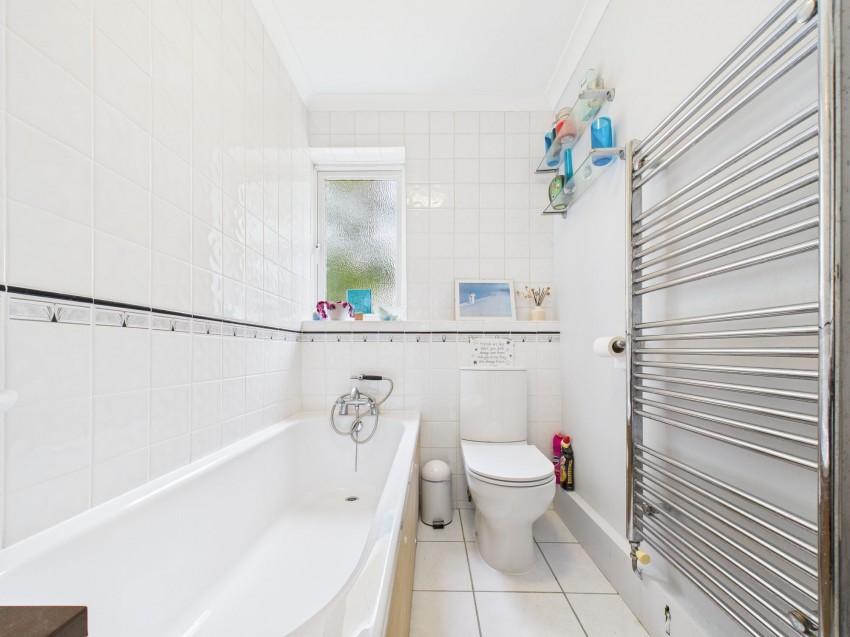 Images for Chapel Hill, Tilehurst, RG31