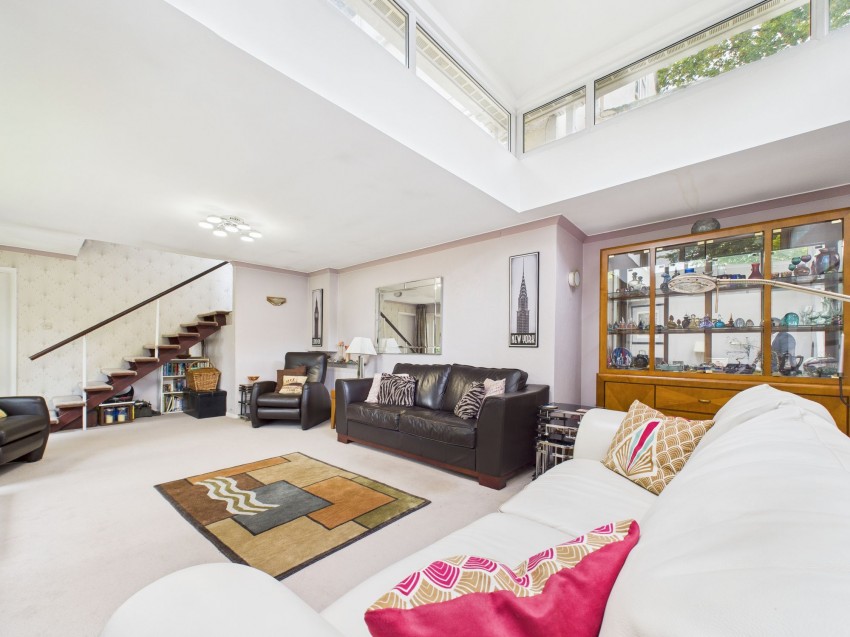 Images for Chapel Hill, Tilehurst, RG31