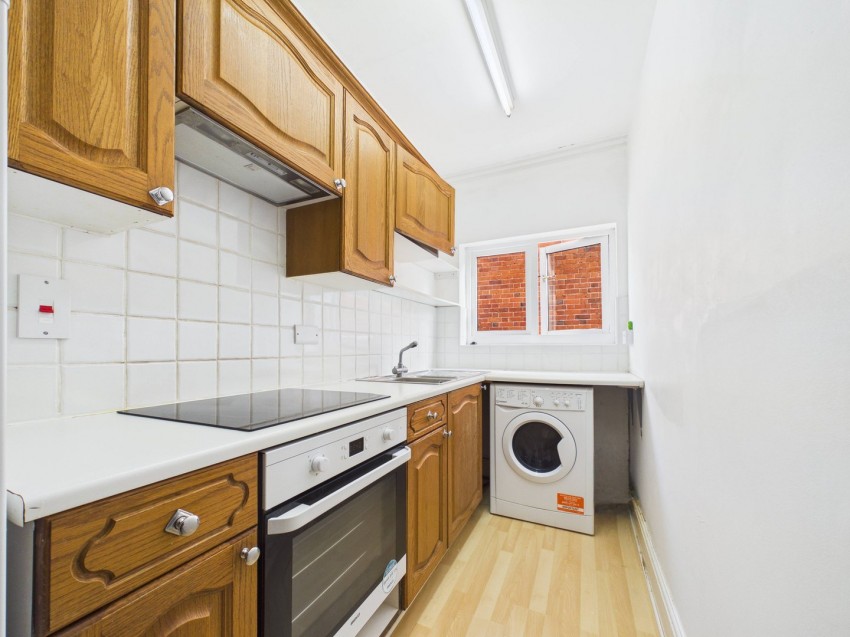 Images for Tilehurst Road, Reading, Berkshire