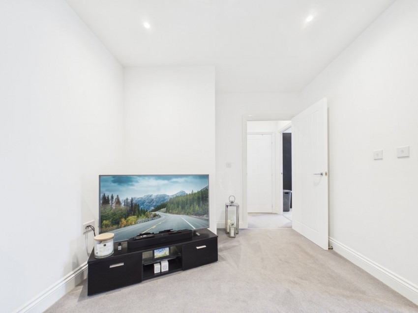 Images for Elvian Close, Reading, Berkshire