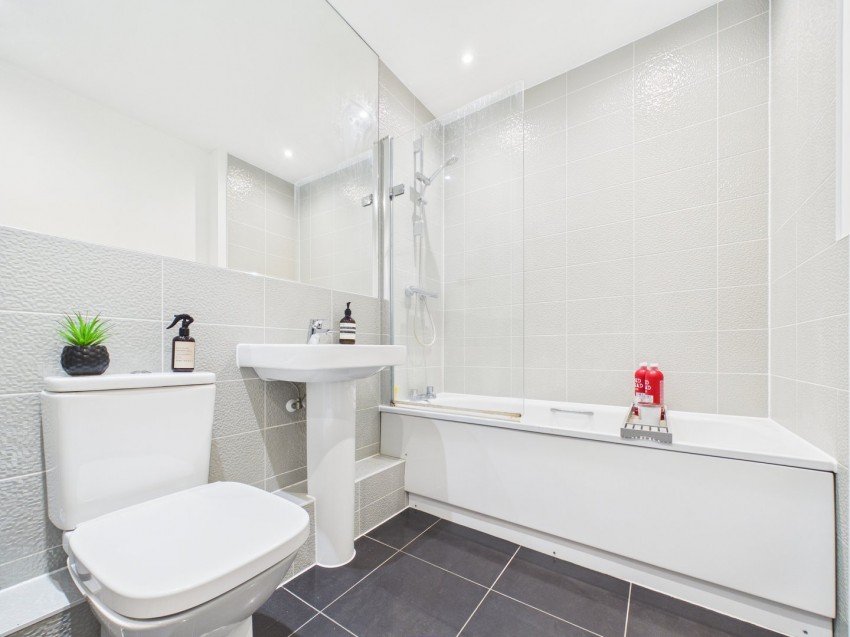 Images for Elvian Close, Reading, Berkshire