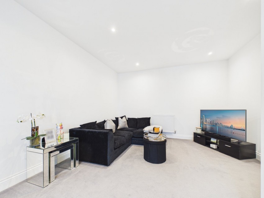 Images for Elvian Close, Reading, Berkshire