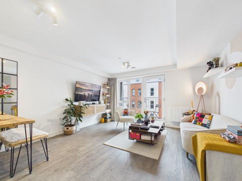 View Full Details for Silver Street, Reading, Berkshire