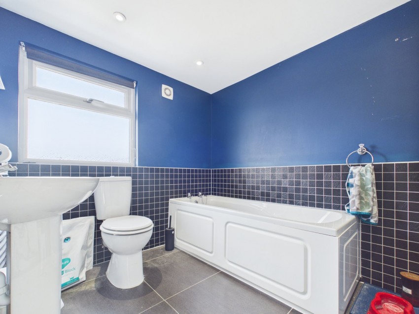 Images for Southcote Lane, Reading, Berkshire