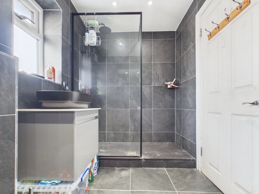 Images for Southcote Lane, Reading, Berkshire