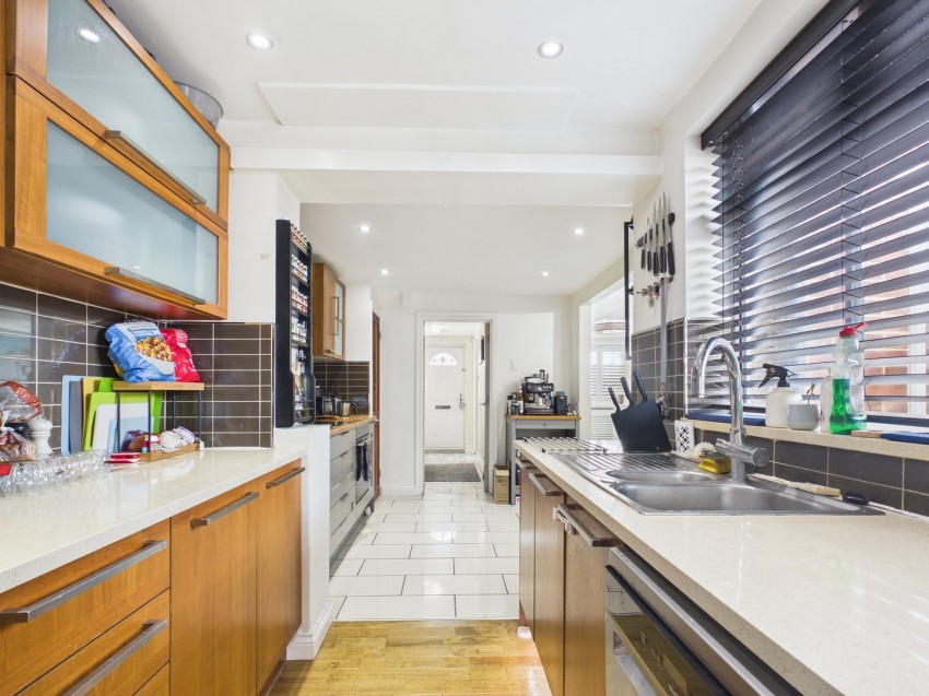 Images for Southcote Lane, Reading, Berkshire
