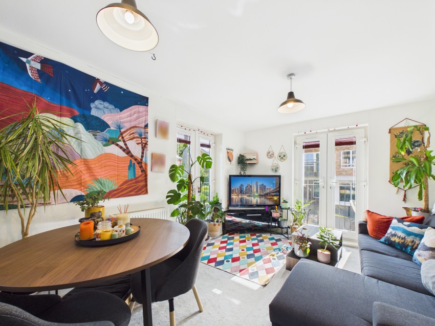 Images for Whitley Rise, Reading, Berkshire