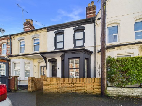 View Full Details for Catherine Street, Reading, Berkshire