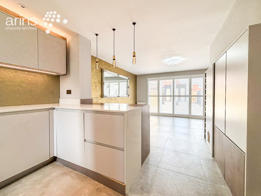 Images for Three Mile Cross, Reading, Berkshire