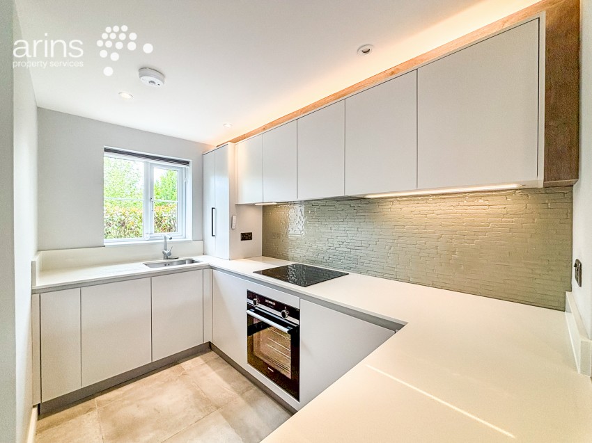 Images for Three Mile Cross, Reading, Berkshire