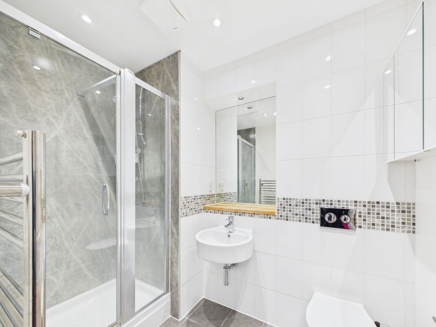 Images for Broad Mead, Lower Earley, RG6