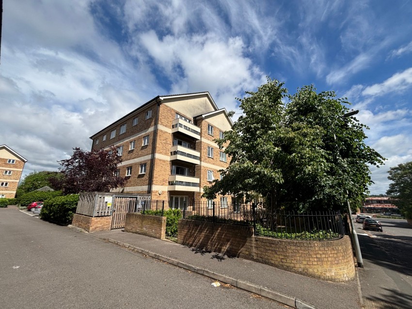 Images for Branagh Court, Reading, RG30