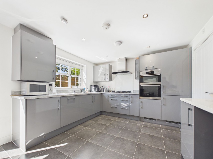 Images for Ryeish Lane, Spencers Wood, RG7