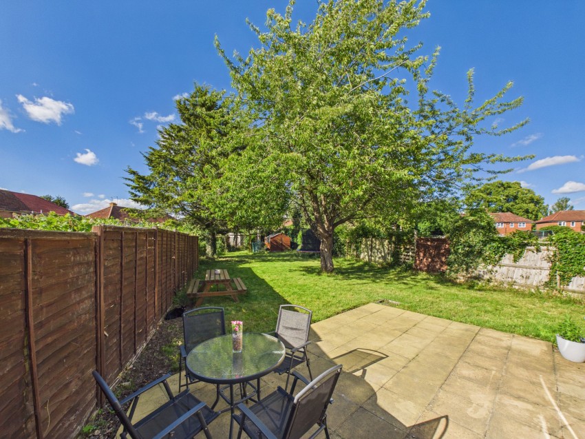 Images for Brent Gardens, Reading, RG2