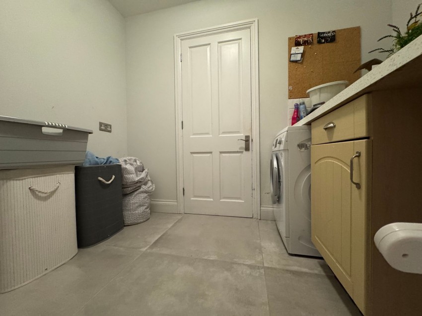 Images for Dark Lane, Tilehurst, RG31