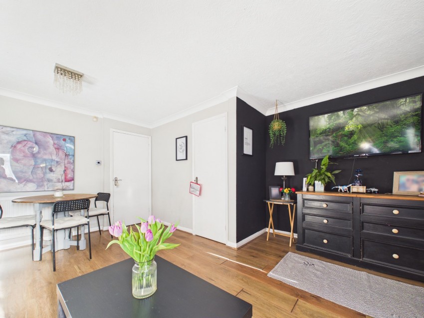 Images for Derrick Close, Calcot, RG31