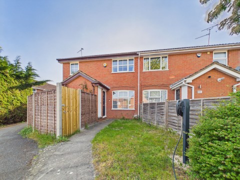 View Full Details for Fernhurst Road, Calcot, RG31