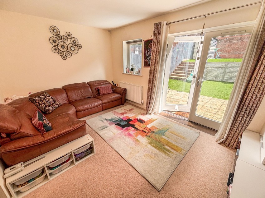 Images for Glenmore Place, Tilehurst, RG30