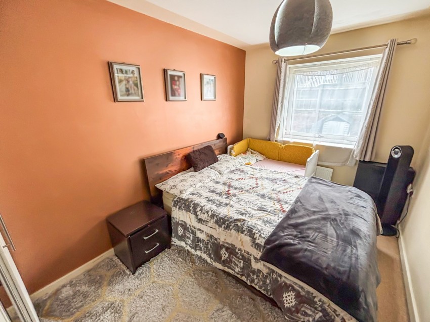 Images for Glenmore Place, Tilehurst, RG30