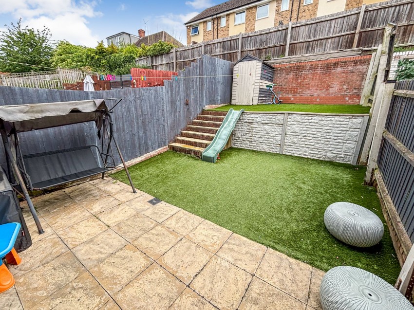 Images for Glenmore Place, Tilehurst, RG30