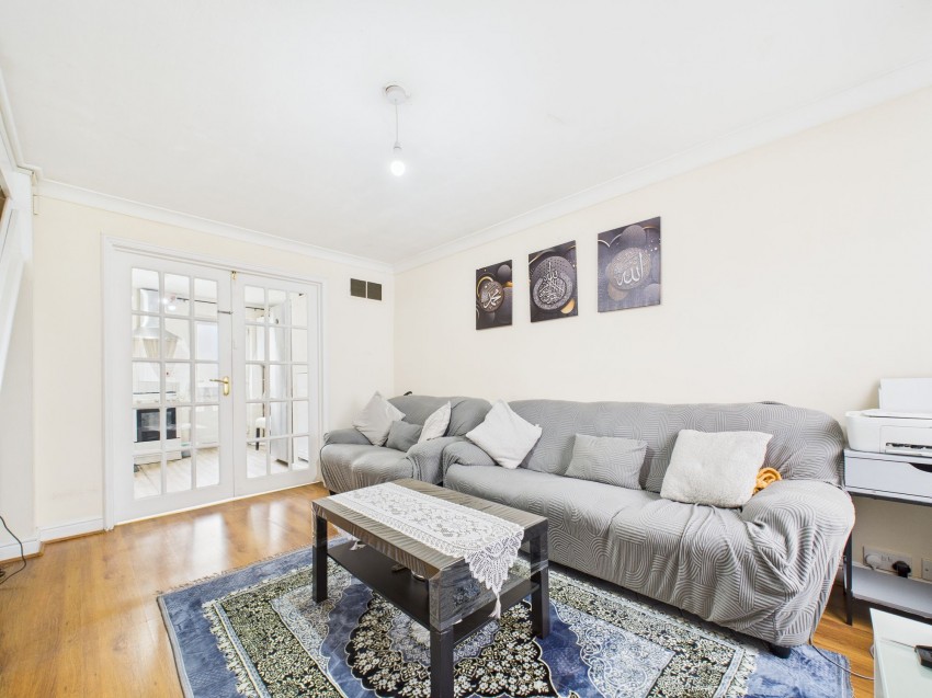 Images for Tuscan Close, Tilehurst, RG30