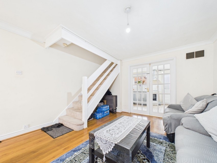 Images for Tuscan Close, Tilehurst, RG30