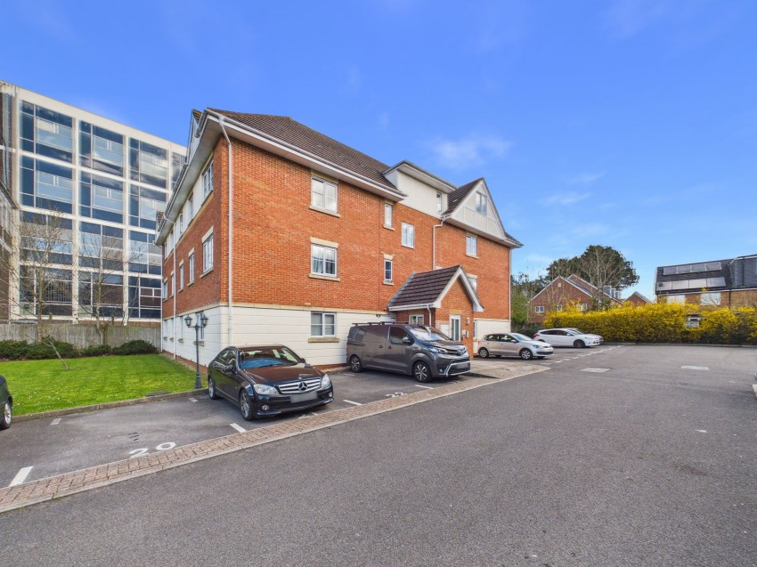 Images for Basingstoke Road, Reading, RG2