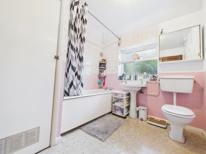 Images for Dark Lane, Tilehurst, RG31