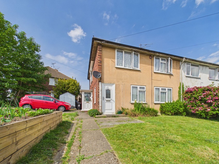 Images for Romany Lane, Tilehurst, RG30