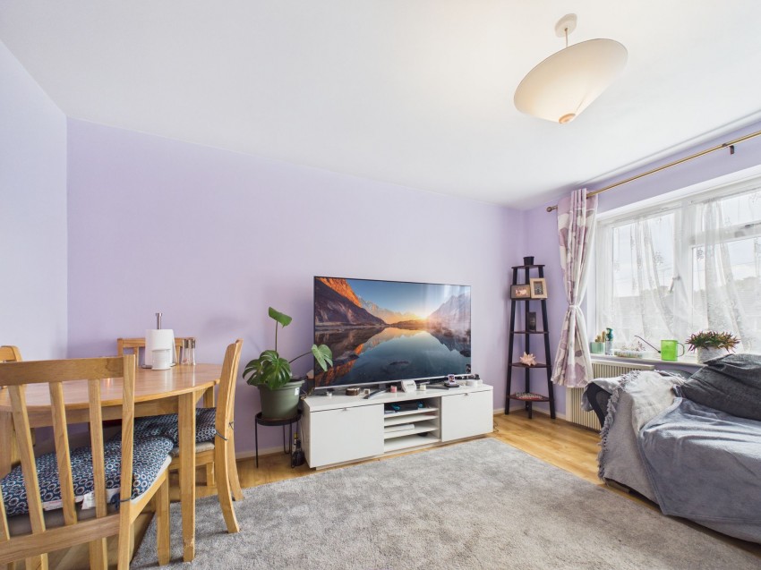 Images for Romany Lane, Tilehurst, RG30