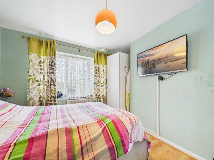 Images for Romany Lane, Tilehurst, RG30