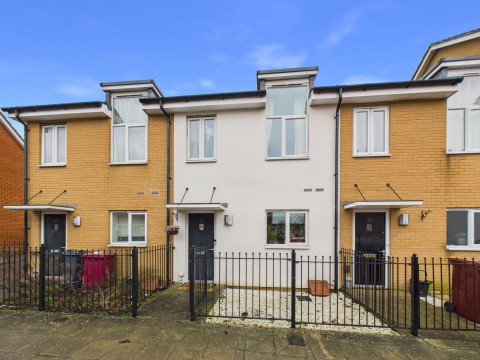 View Full Details for Longships Way, Reading, RG2