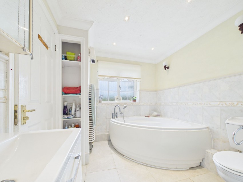 Images for Westwood Row, Tilehurst, RG31