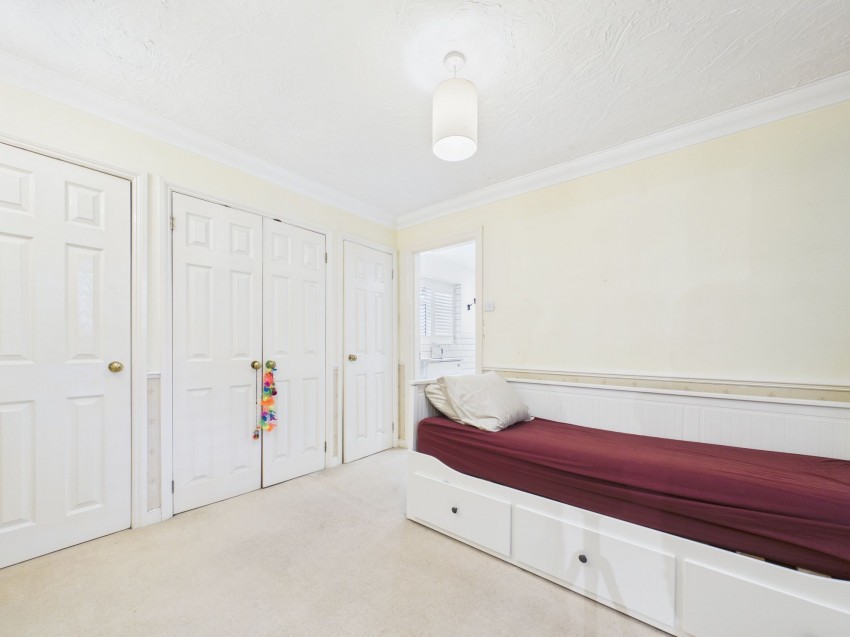 Images for Westwood Row, Tilehurst, RG31