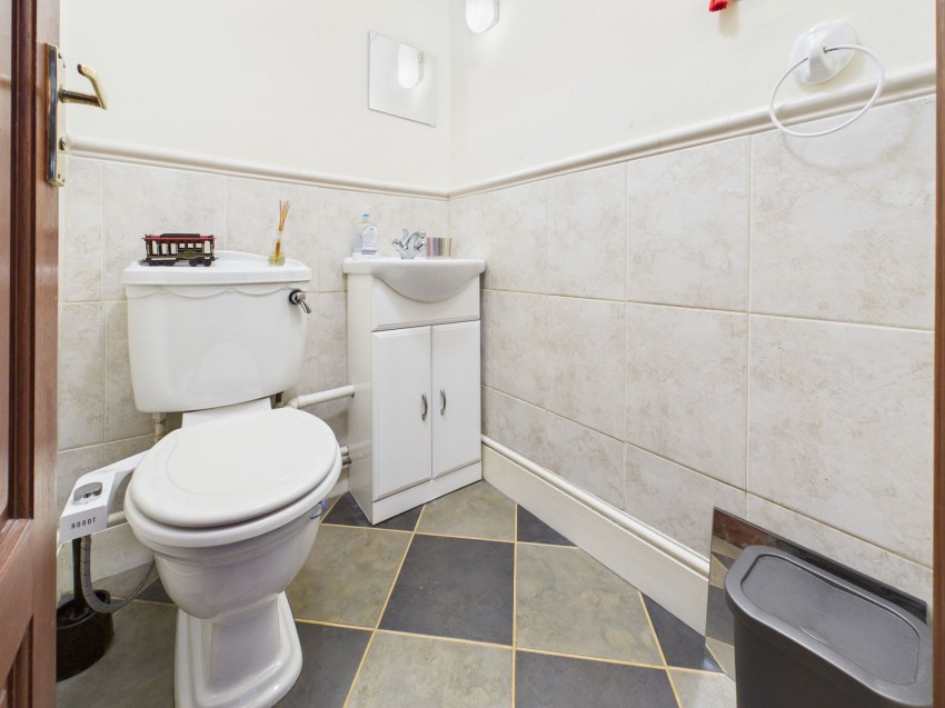 Images for Westwood Row, Tilehurst, RG31